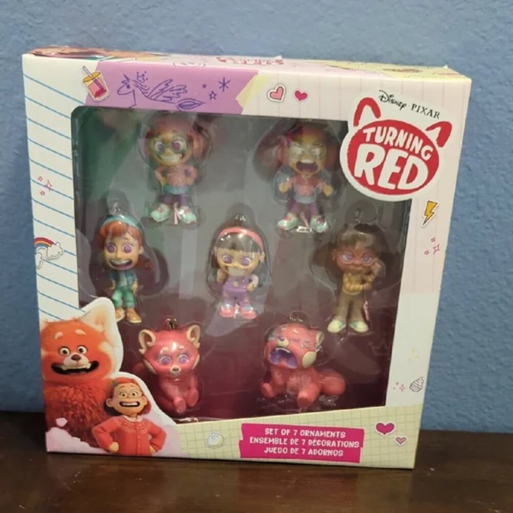 Disney Parks Turning Red Ornament Set Brand New